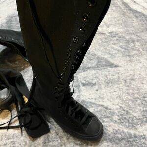 Chuck Taylor’s Black Women's Lace-Up Sneakers NEW